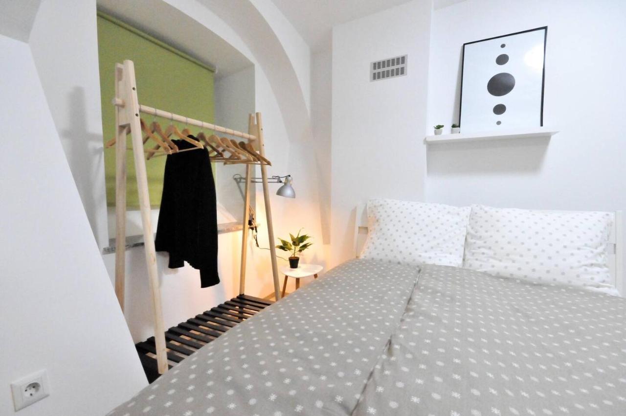 The Maze Apartment