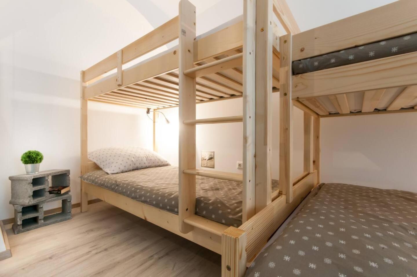 The Maze Apartment