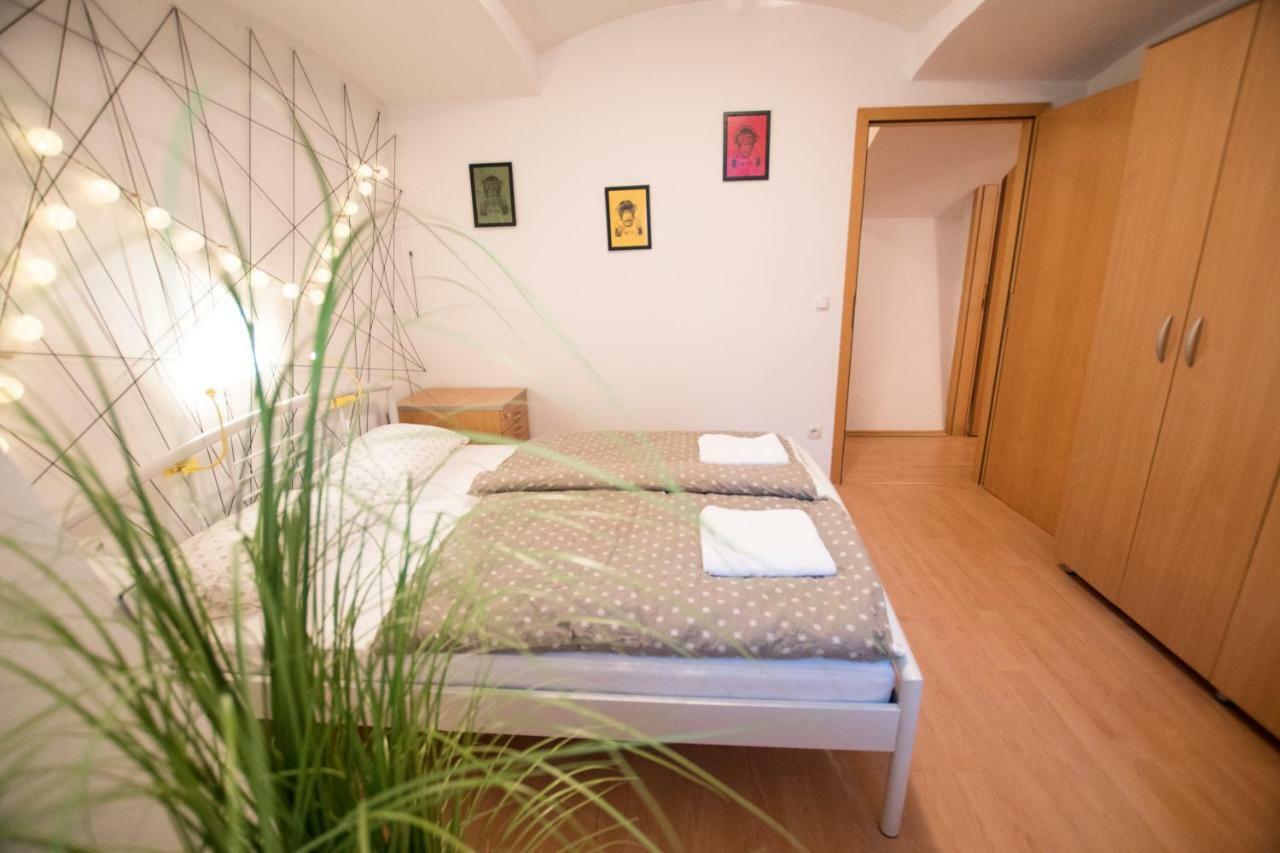 The Maze Apartment